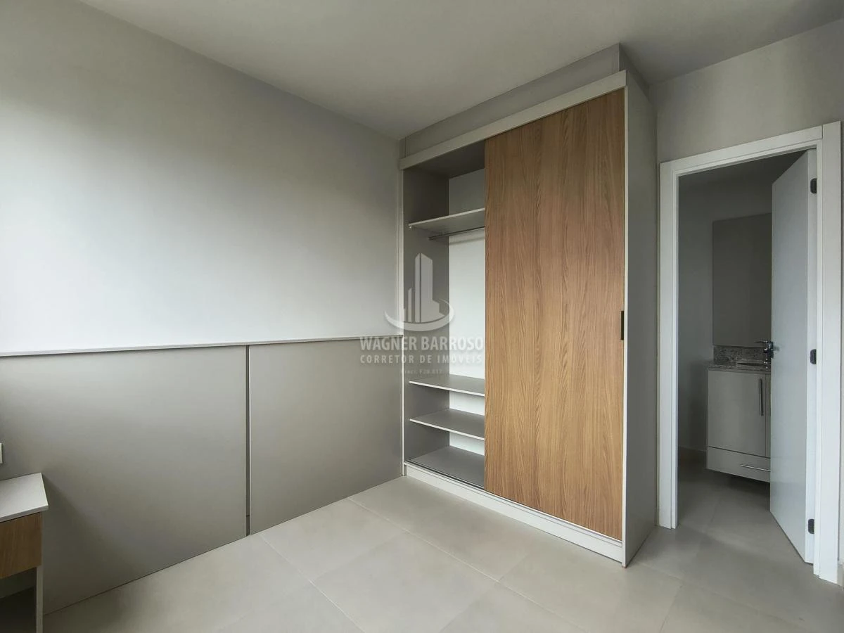31 m² apartment with a home office and a washing machine — photo 11