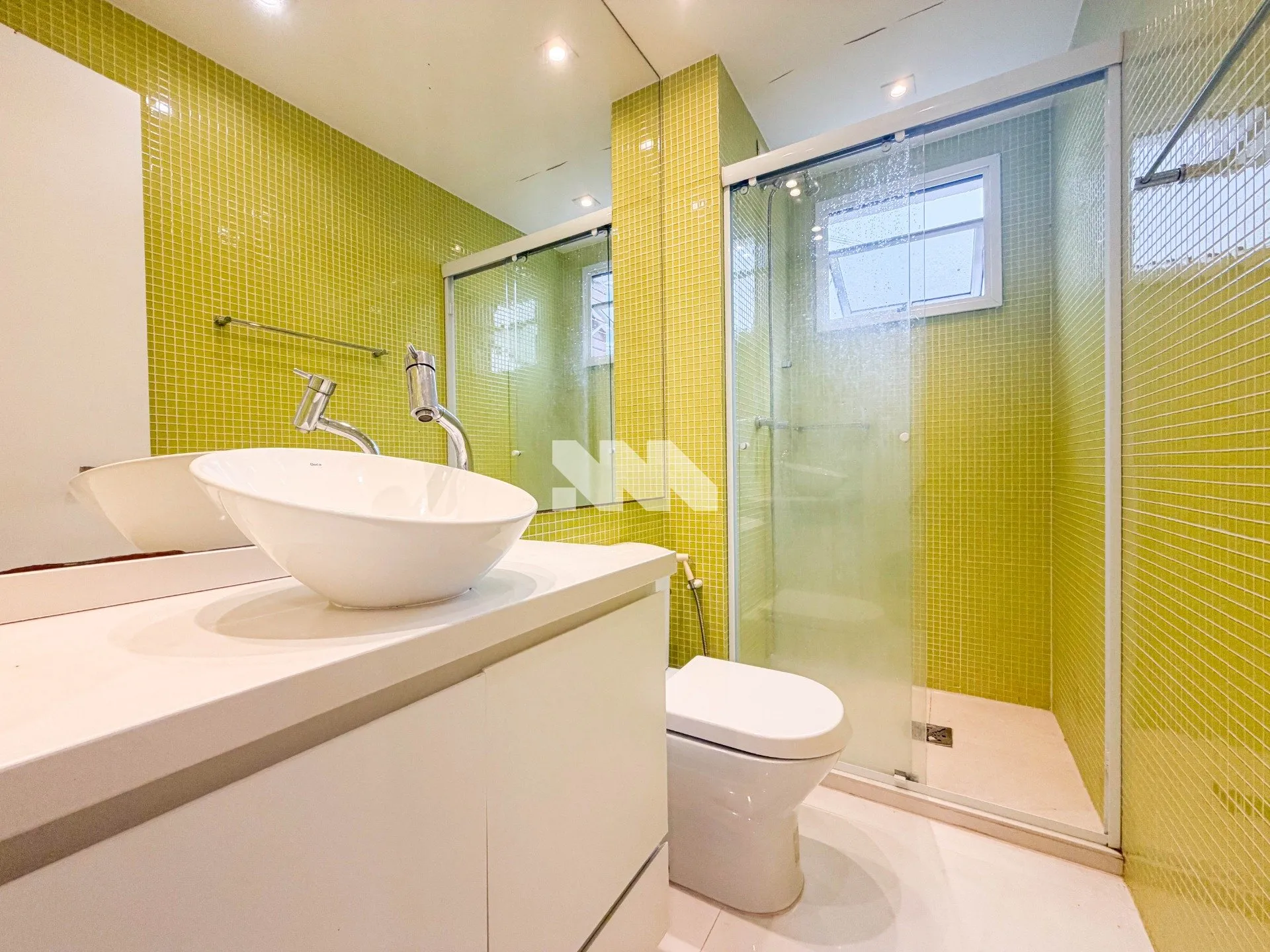 Furnished 180 m² apartment with 3 bedrooms and garden — photo 42