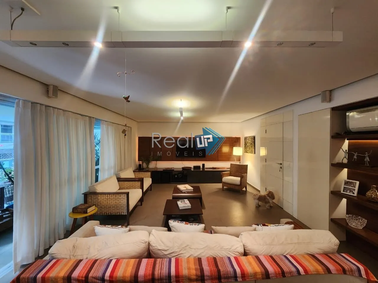 4-bedroom apartment with 227 m² and 3 parking spaces — photo 5