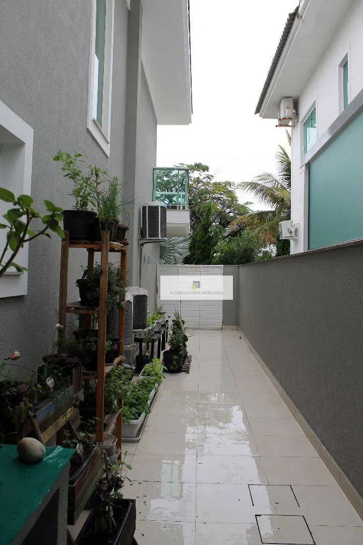 Furnished house with 4 en-suite bedrooms and private garden — photo 37