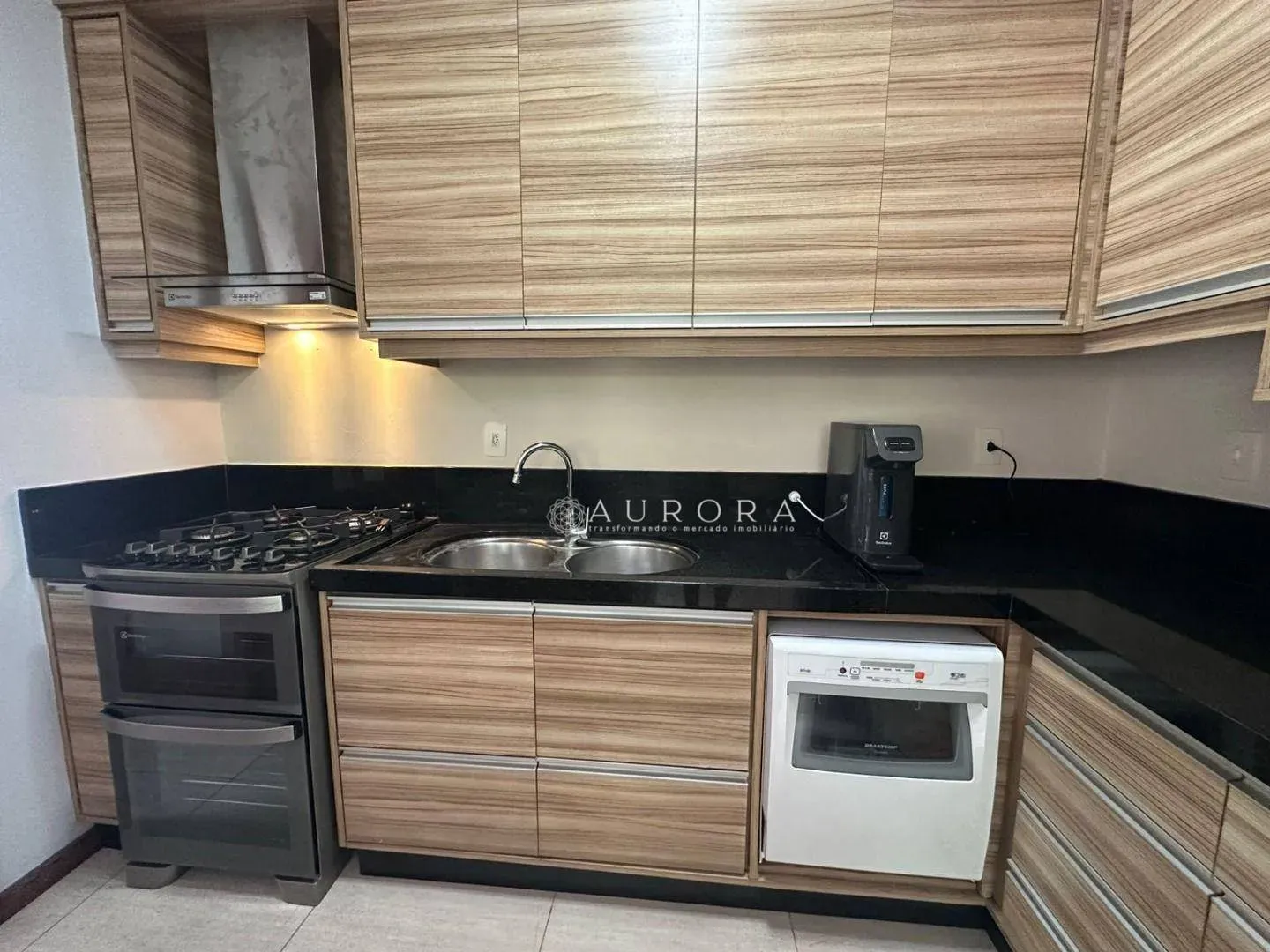 Casa de 225 m² con 3 dormitorios y cocina abierta — photo 2