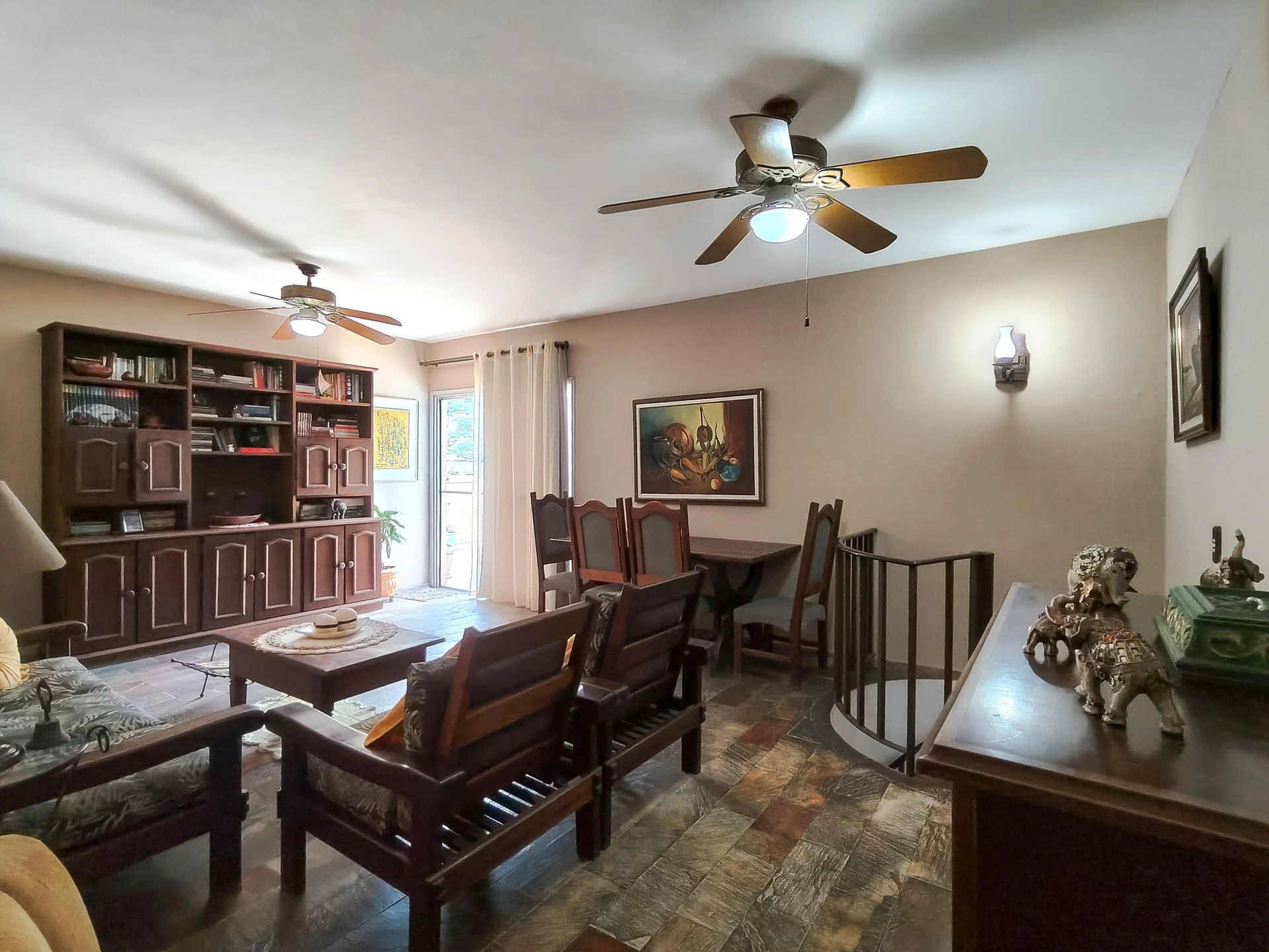 Mountain view in a 3-bedroom apartment, 200 m² — photo 18