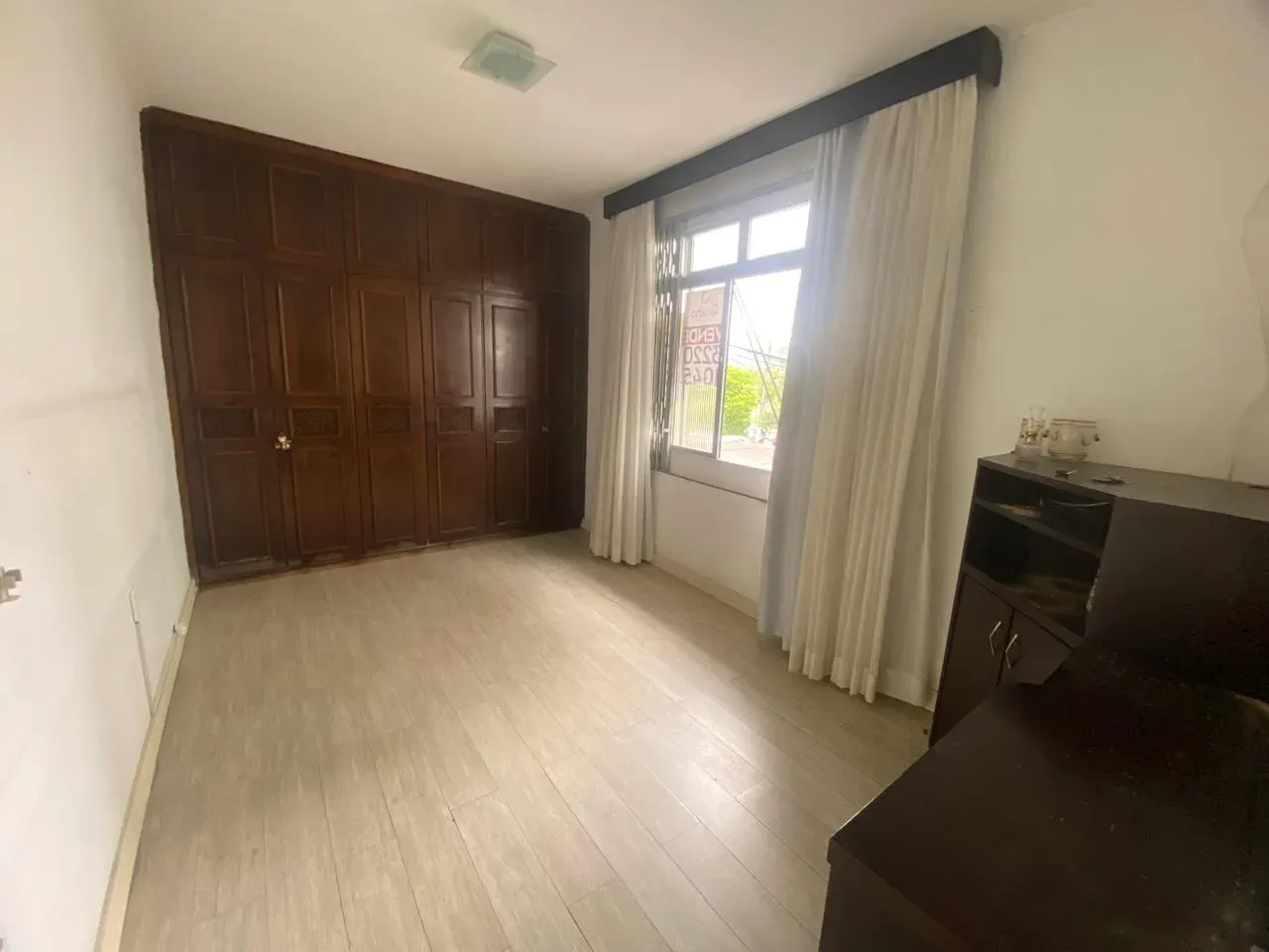 Casa de 4 dormitorios con cocina y fogón a gas