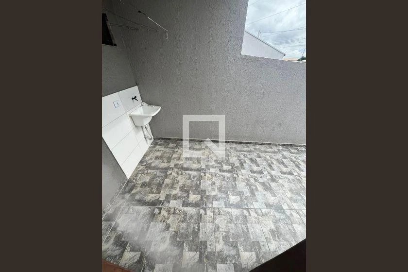 Rental house with 2 bedrooms and 50 m² plus a balcony