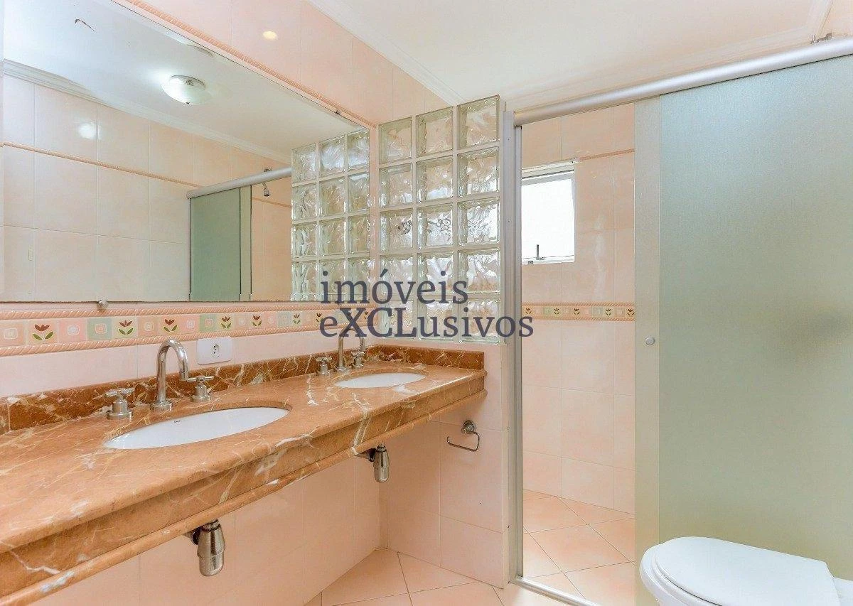 Ванна та 5 спалень: будинок 500 м² — photo 9