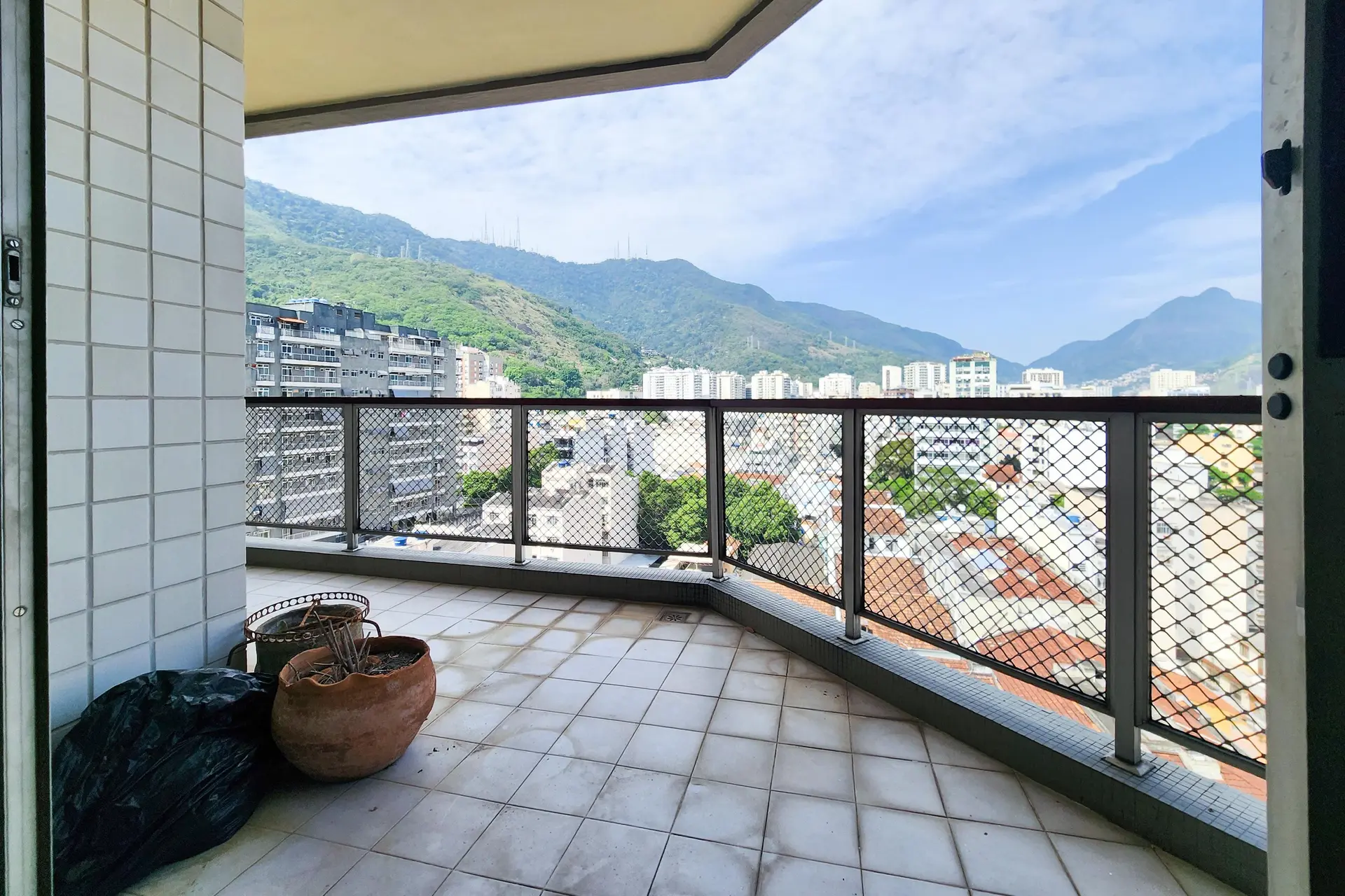 Apartamento mobiliado, 95 m², com vista para as montanhas — photo 3
