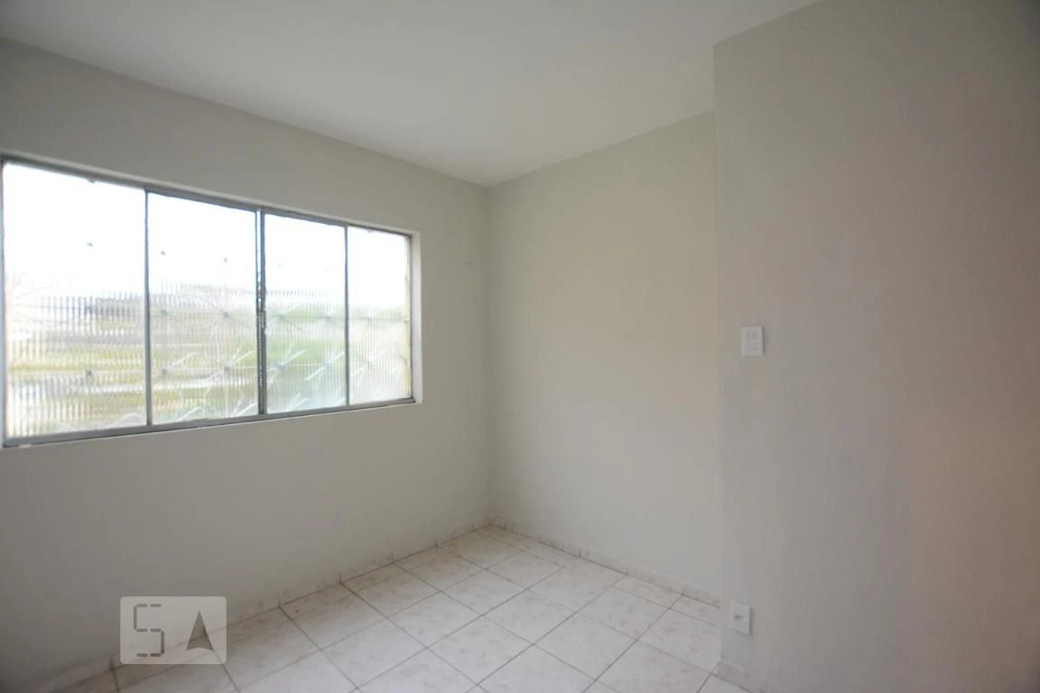 3-bedroom apartment with a glass-enclosed balcony — photo 23