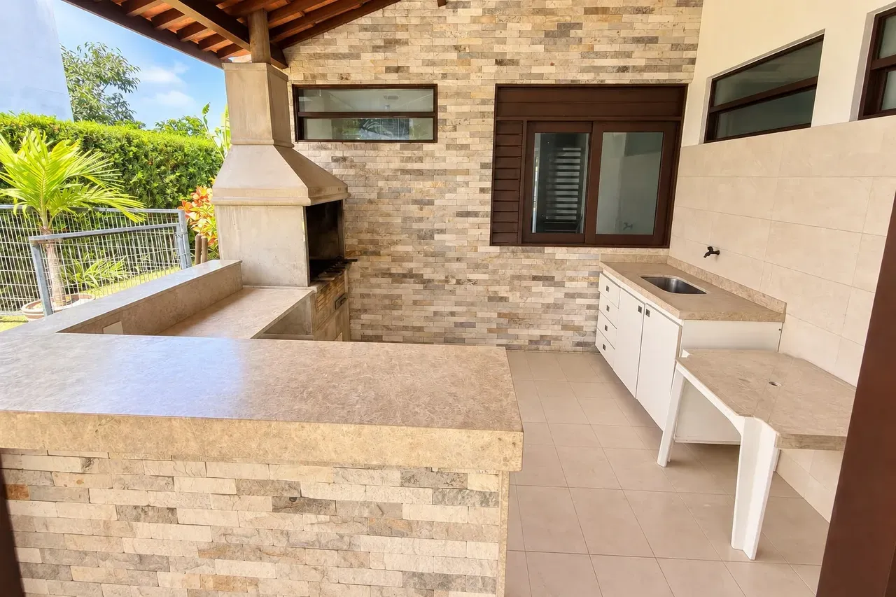 Casa de 340 m² com varanda gourmet e vista para a água — photo 20