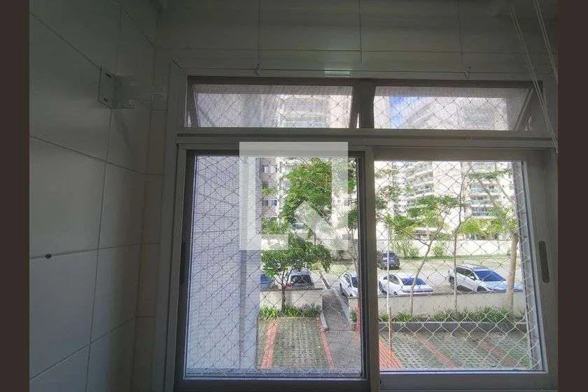 85 m² apartment with 3 bedrooms and a glass-enclosed balcony — photo 16