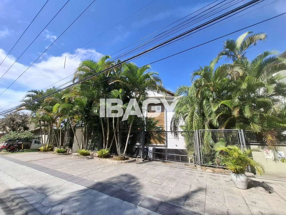 Apartamento de 3 dormitorios con lavandería y parrilla privada — photo 4