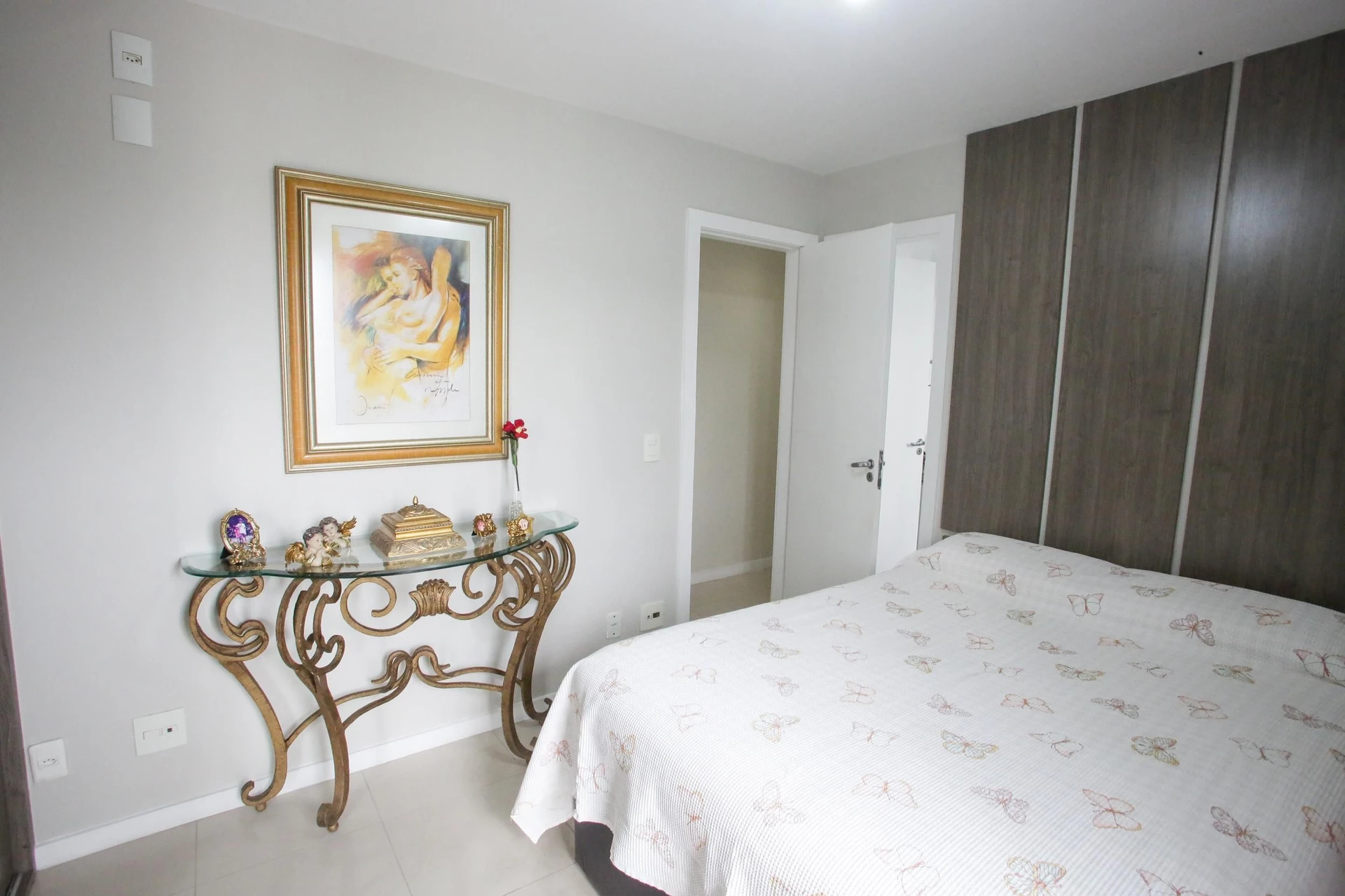 Apartamento mobiliado com 4 quartos e varanda — photo 48