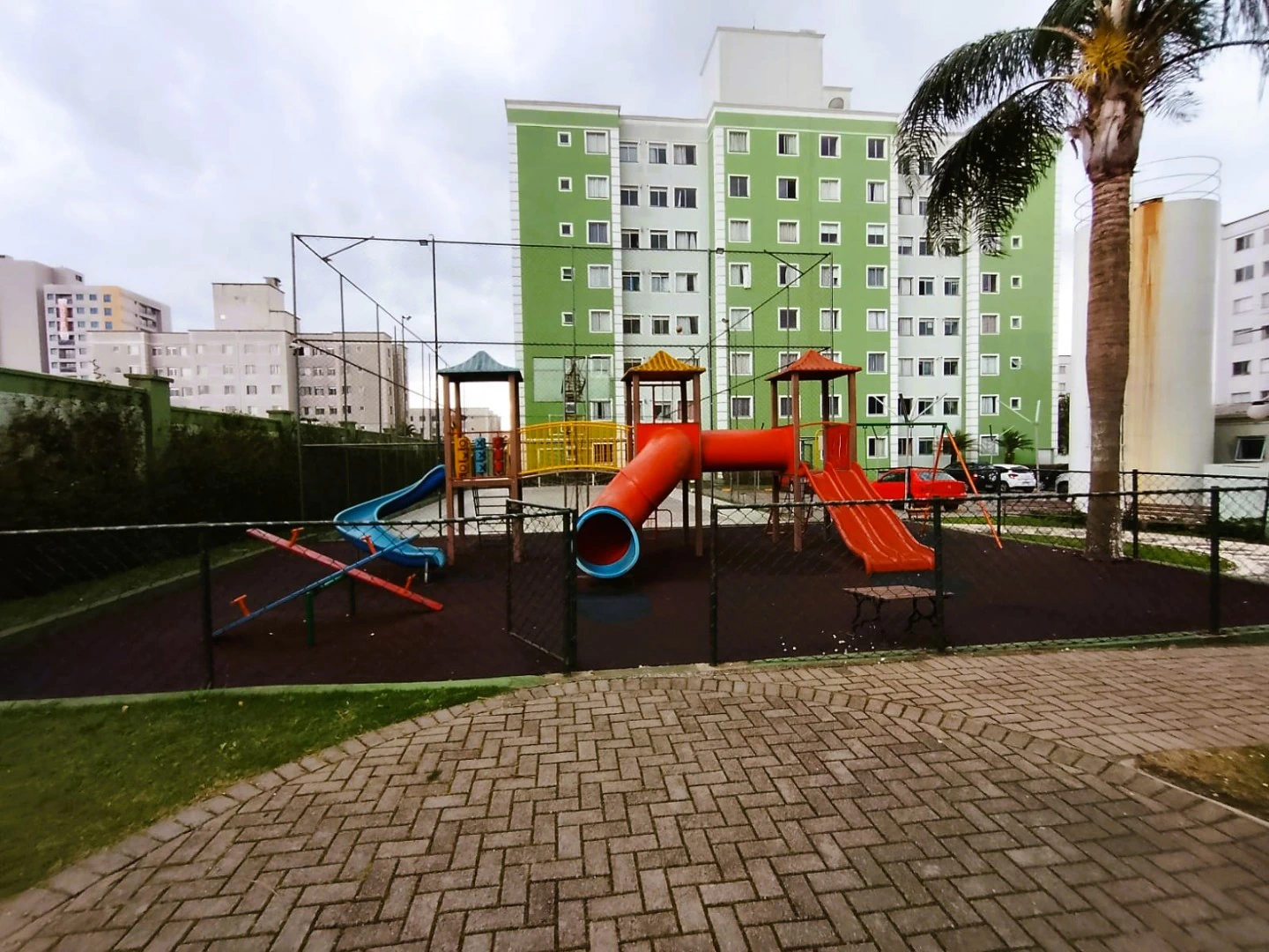 Гардеробная и 2 спальни: квартира 56 м² — photo 19