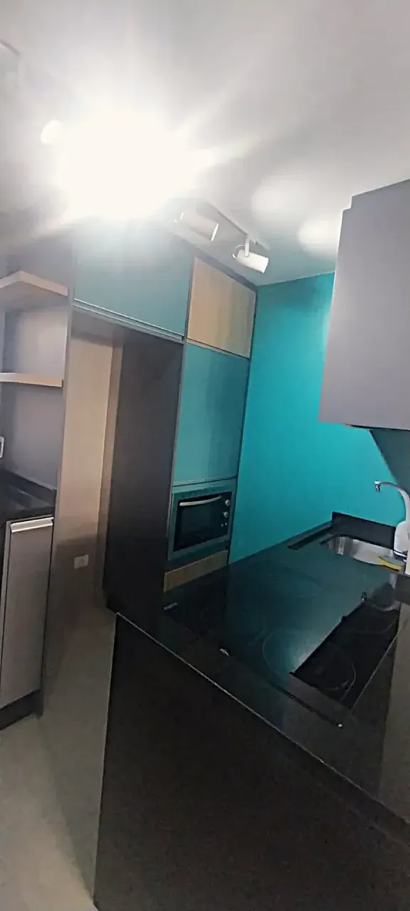 Unfurnished 2-bedroom apartment with open-plan kitchen — photo 10