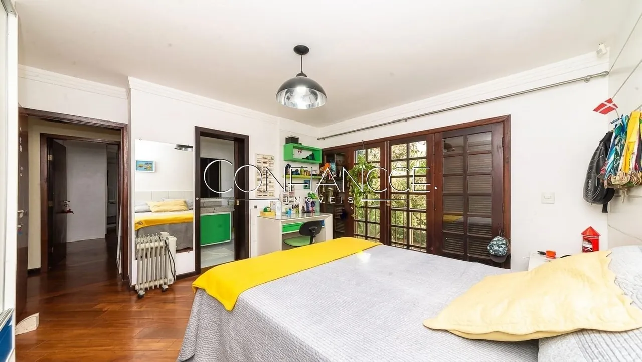 House with 4 en-suite bedrooms and private garden — photo 12