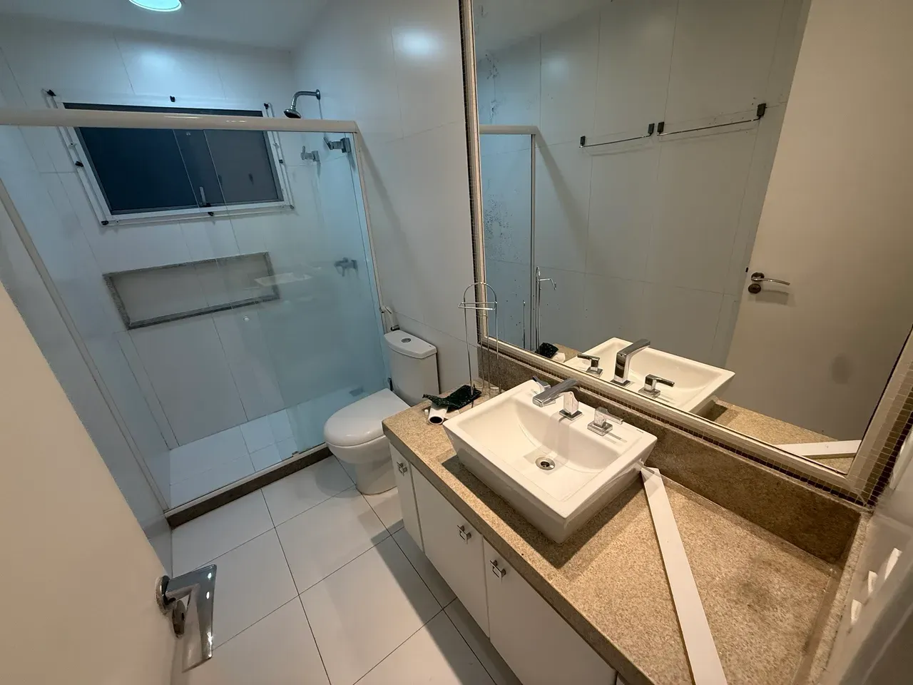 Apartment with 3 en-suites and 2 parking spaces — photo 4