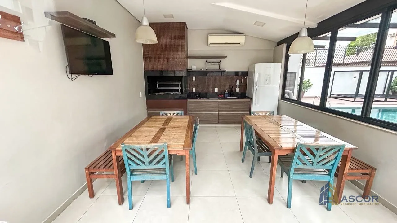 3-bedroom apartment with a bathtub in Florianópolis — photo 32
