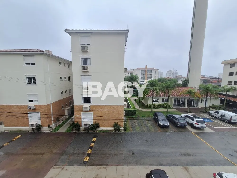 Apartamento de 2 dormitorios con balcón cerrado — photo 13