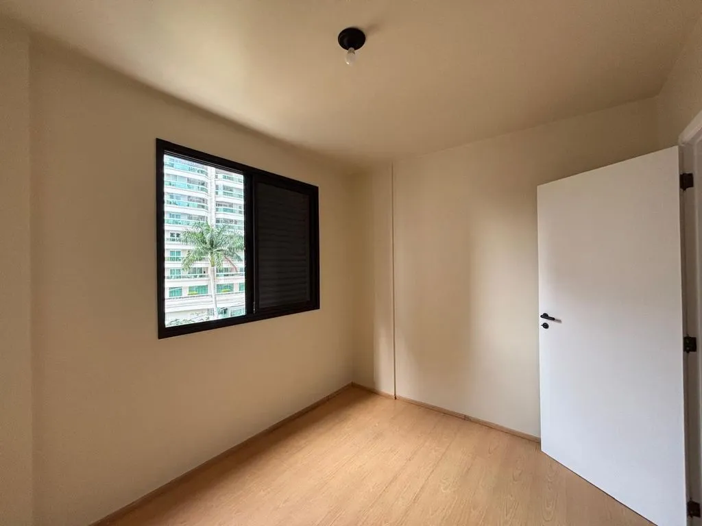 113 m² apartment with a bathtub and a water view — photo 26
