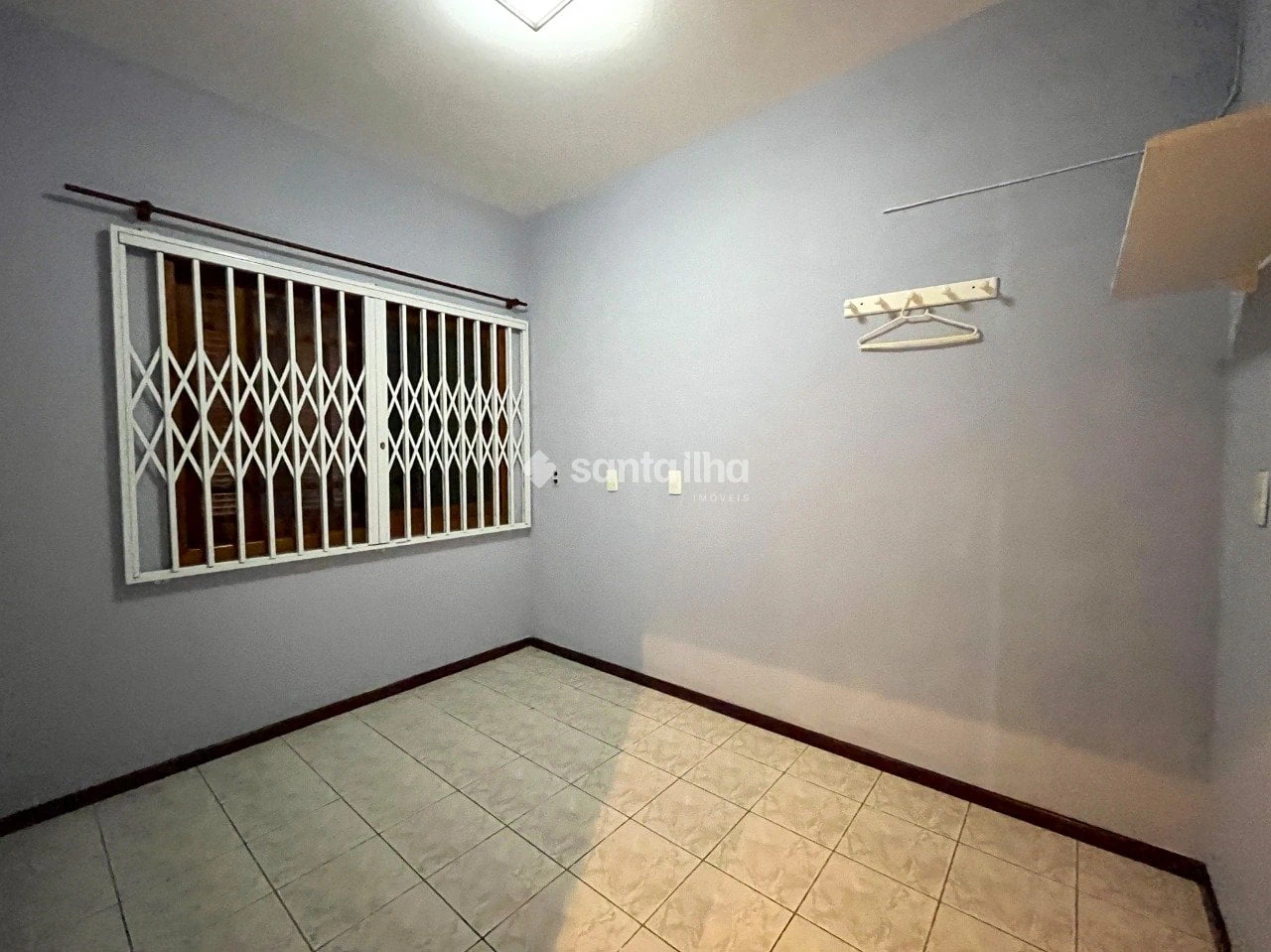 200 m² house with a private BBQ and a grill on the balcony — photo 26