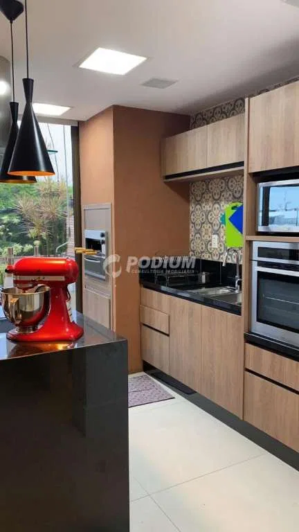 Cobertura duplex mobiliada com terraço e 360 m² — photo 30