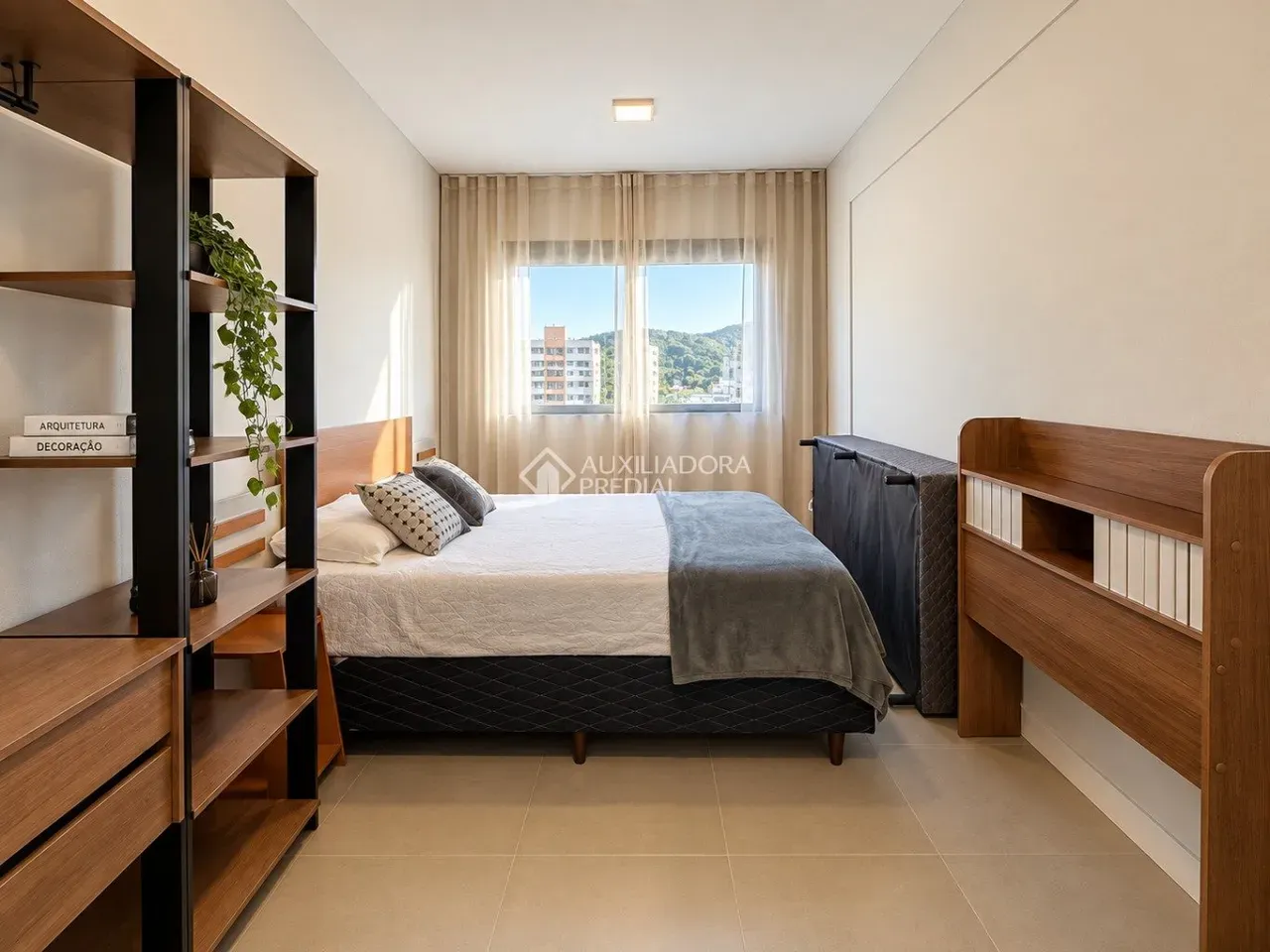 Furnished 2-bedroom apartment with balcony and grill — photo 31