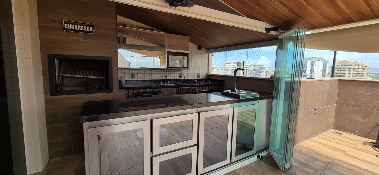 Duplex penthouse with 3 suites and 360 m², enclosed kitchen — photo 46