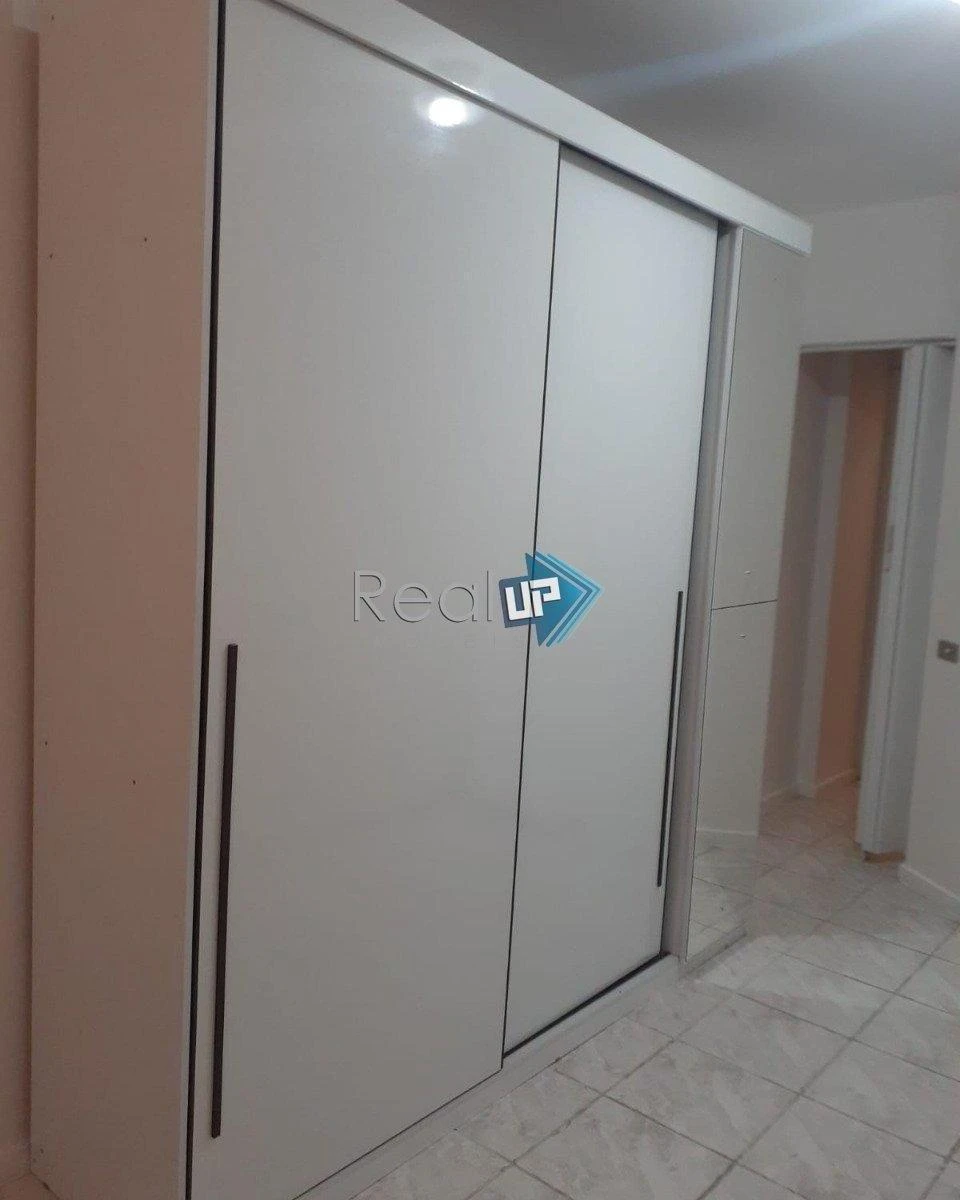87 m² apartment with 2 bedrooms and a balcony — photo 20