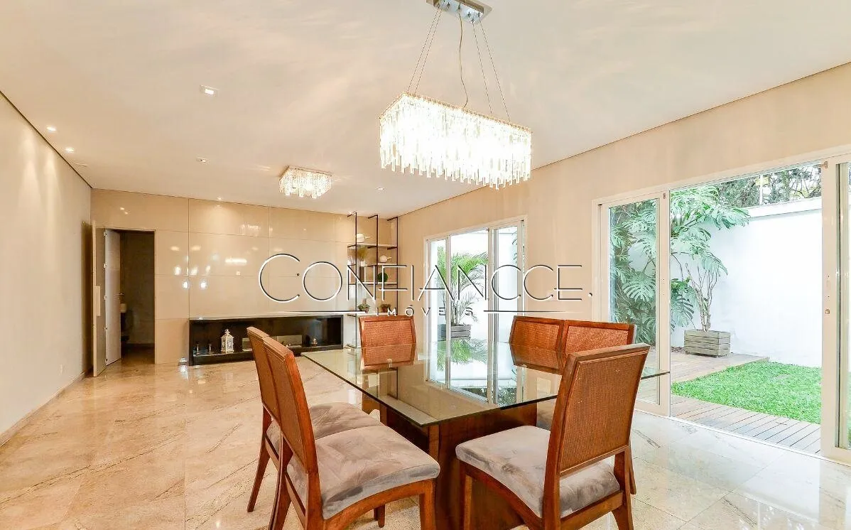 Камін та 4 спальні: будинок 250 м² — photo 17
