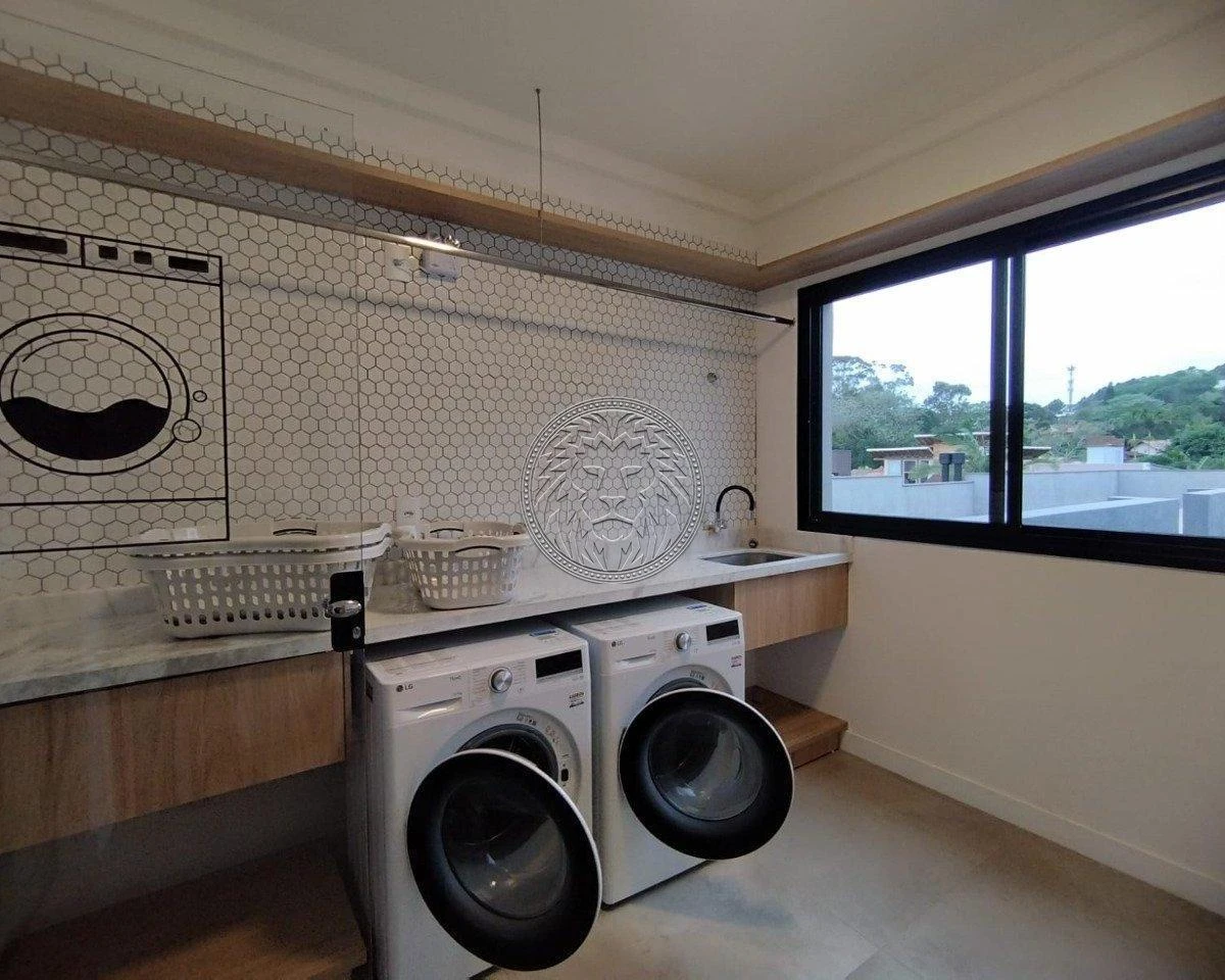 Пральна машина та 2 спальні: квартира 70 м² — photo 4