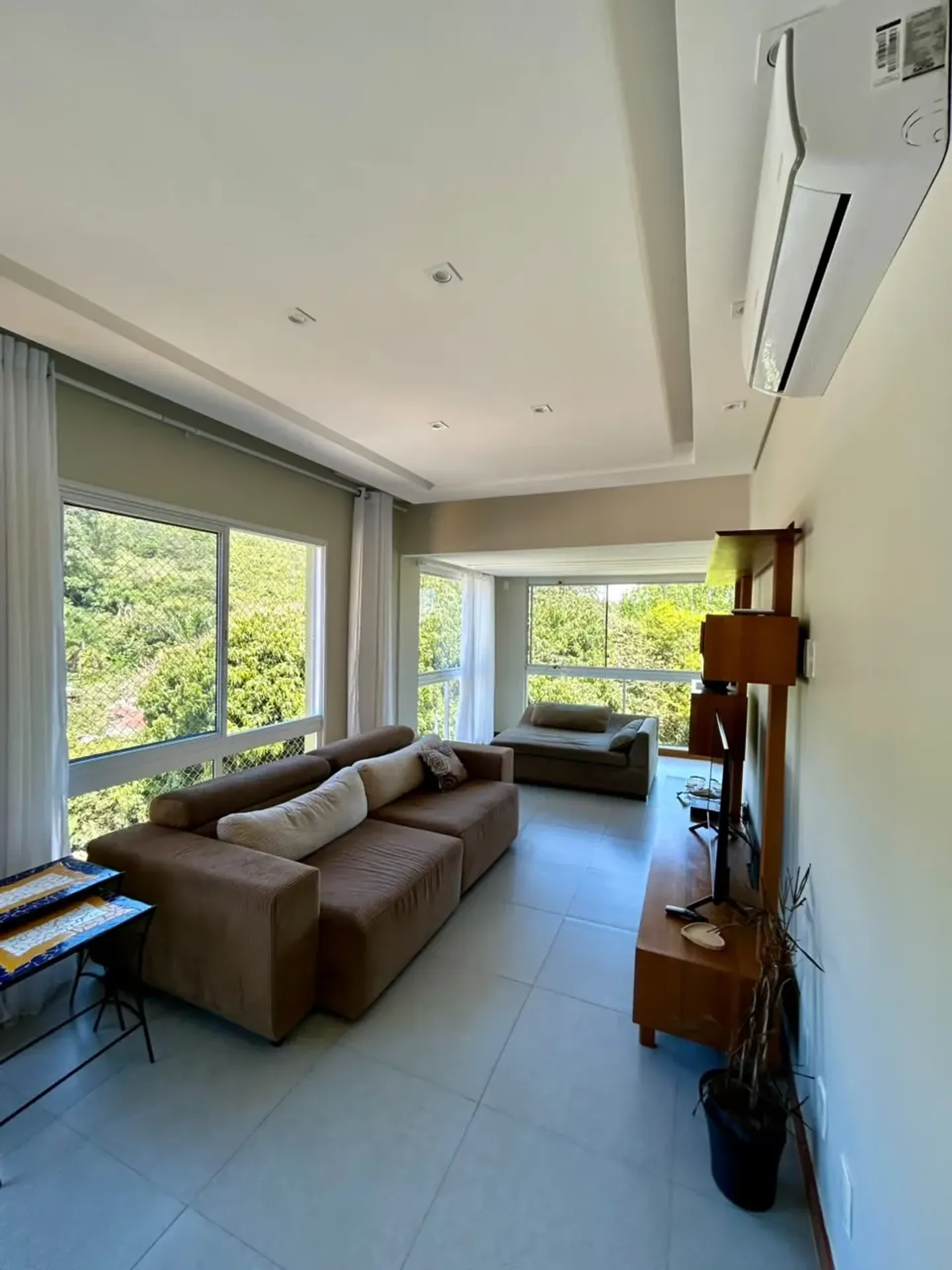 3-bedroom apartment with a washing machine — photo 13
