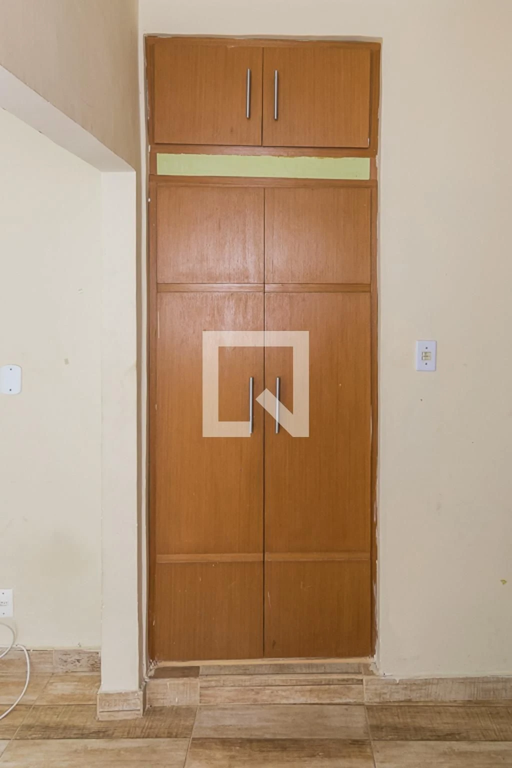 Balcony with a grill in a 3-bedroom apartment, 80 m² — photo 41
