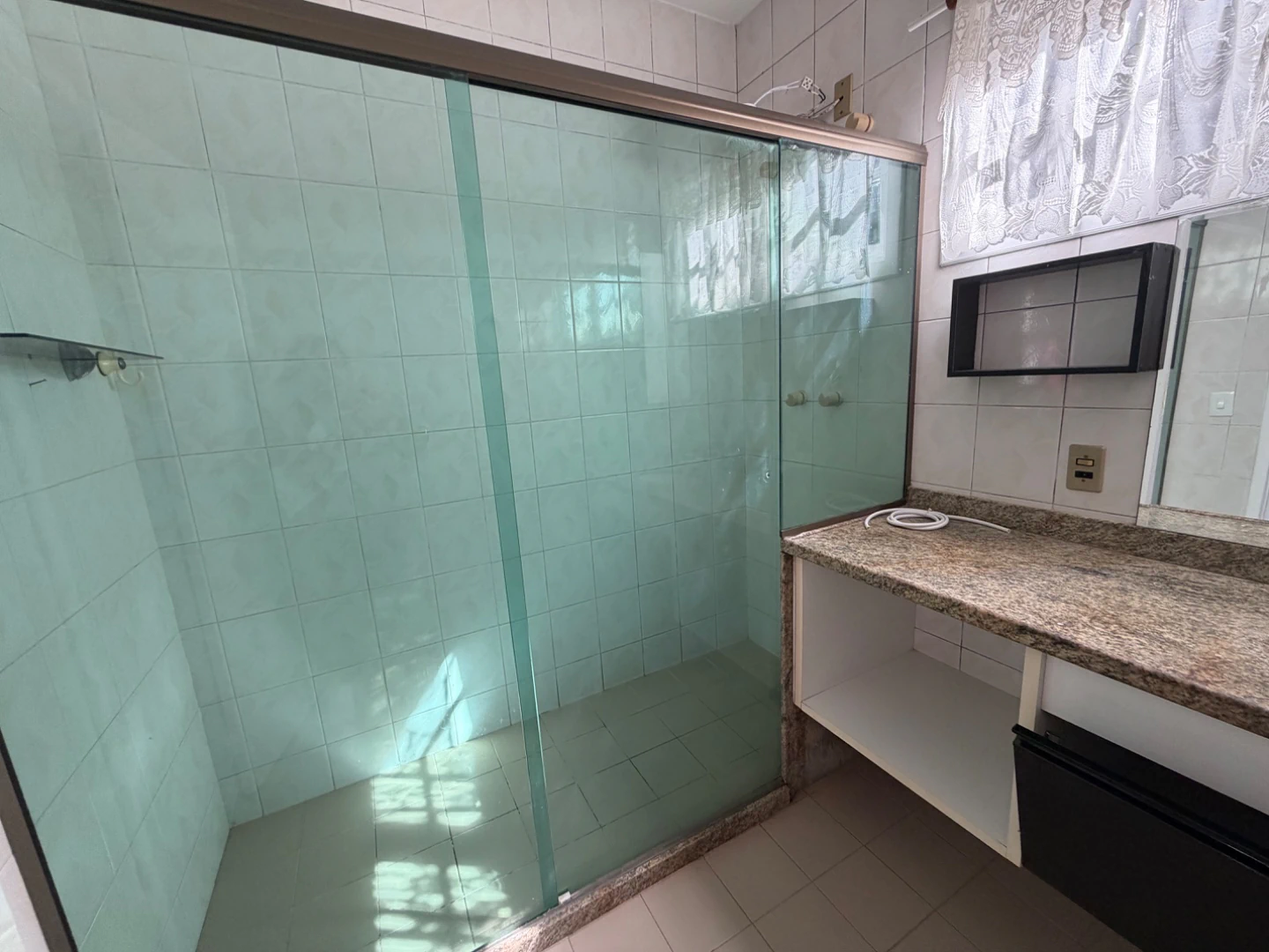 House, 250 m², with a private BBQ — photo 26
