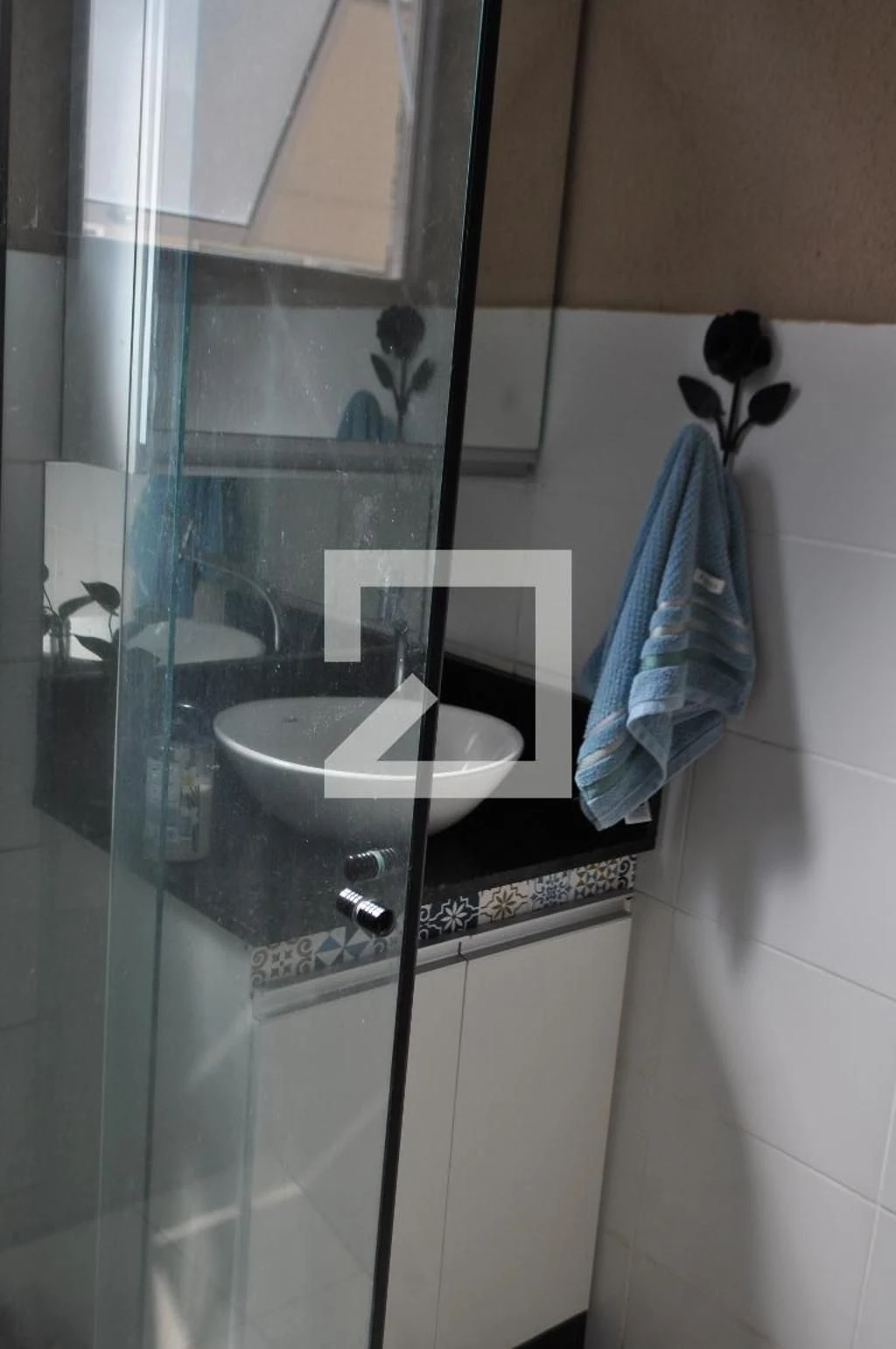 2-bedroom apartment with a private pool — photo 27