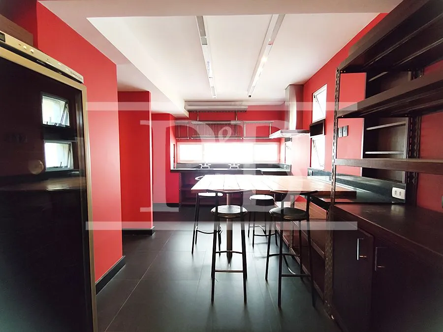 Penthouse with 4 bedrooms and 4 baths, 539 m² — photo 45