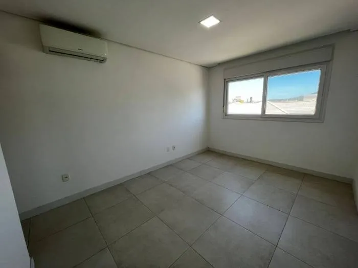 Apartment, 145 m², with a grill on the balcony — photo 5