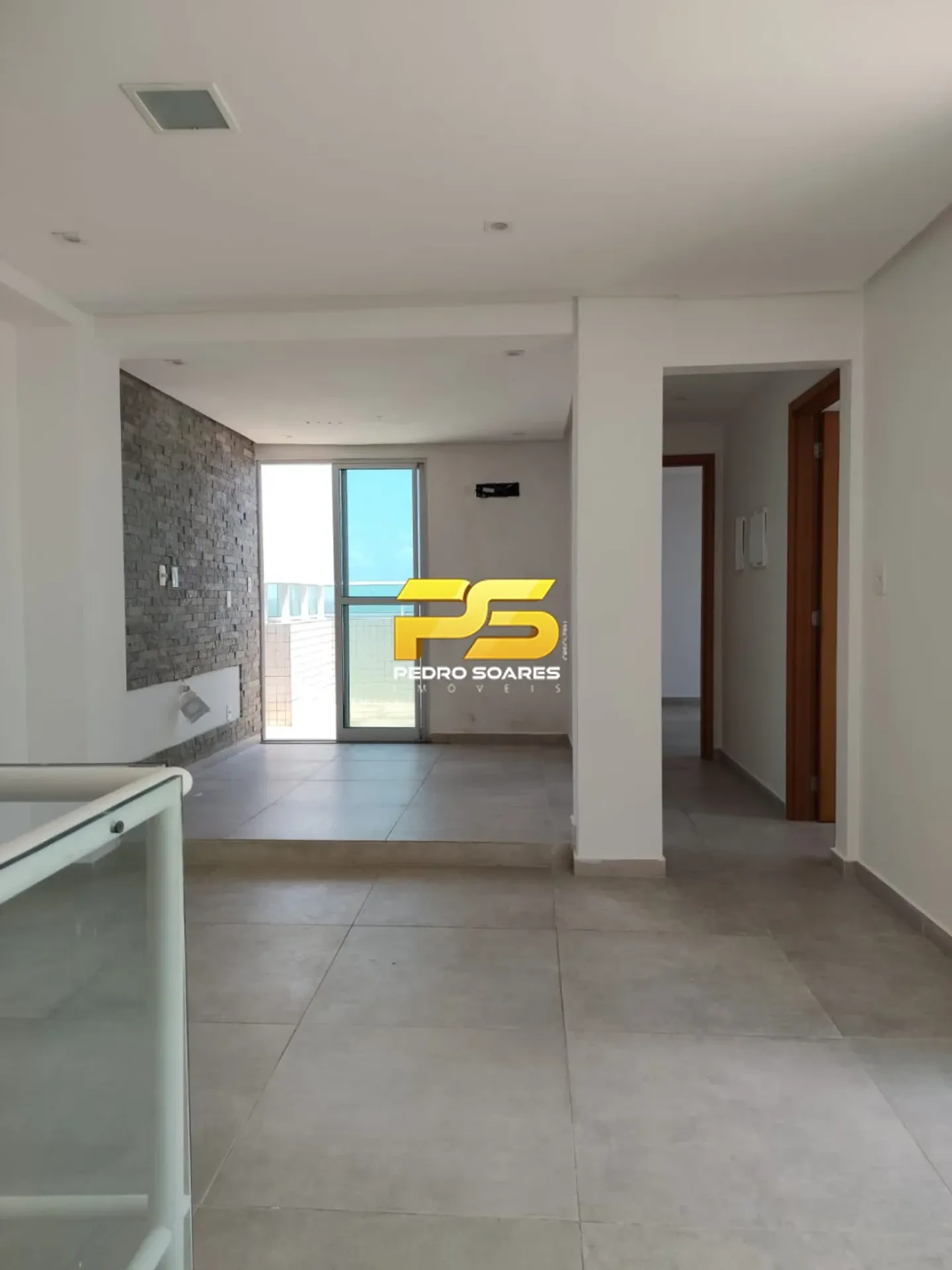 Квартира 186 м² с джакузи и застеклённым балконом — photo 8