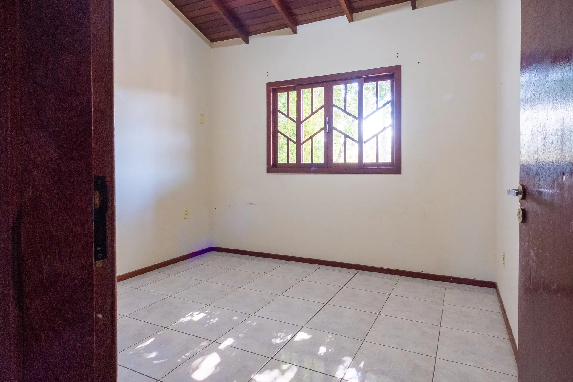 2-bedroom apartment with a home office in Florianópolis — photo 15