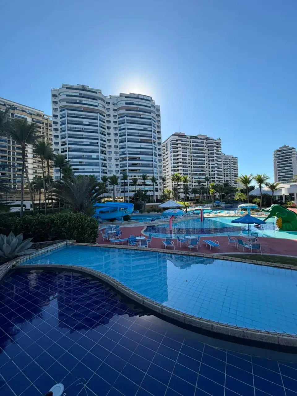 4-bedroom apartment with 5 bathrooms and 226 m² — photo 12