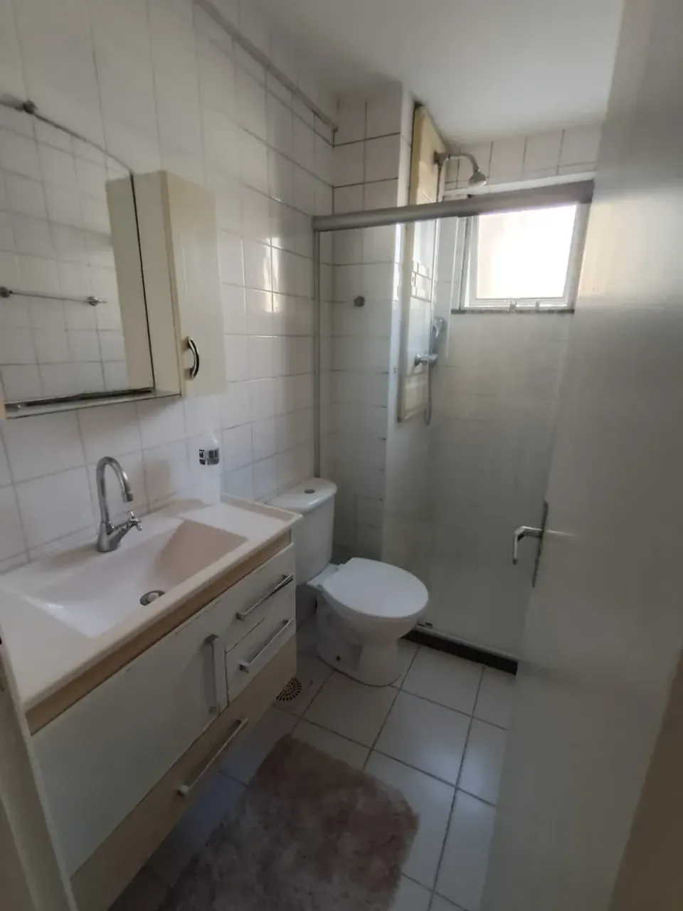 Apartamento com 2 quartos e cozinha fechada com coifa — photo 15