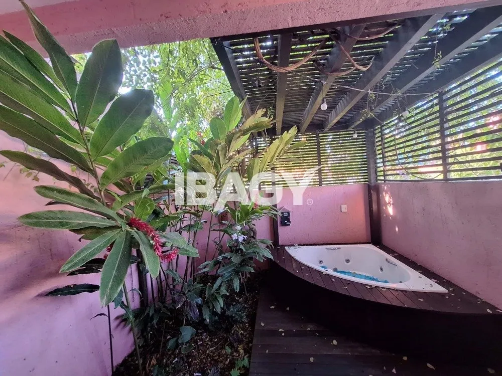 Furnished 4 en-suite bedroom house with balcony grill — photo 24