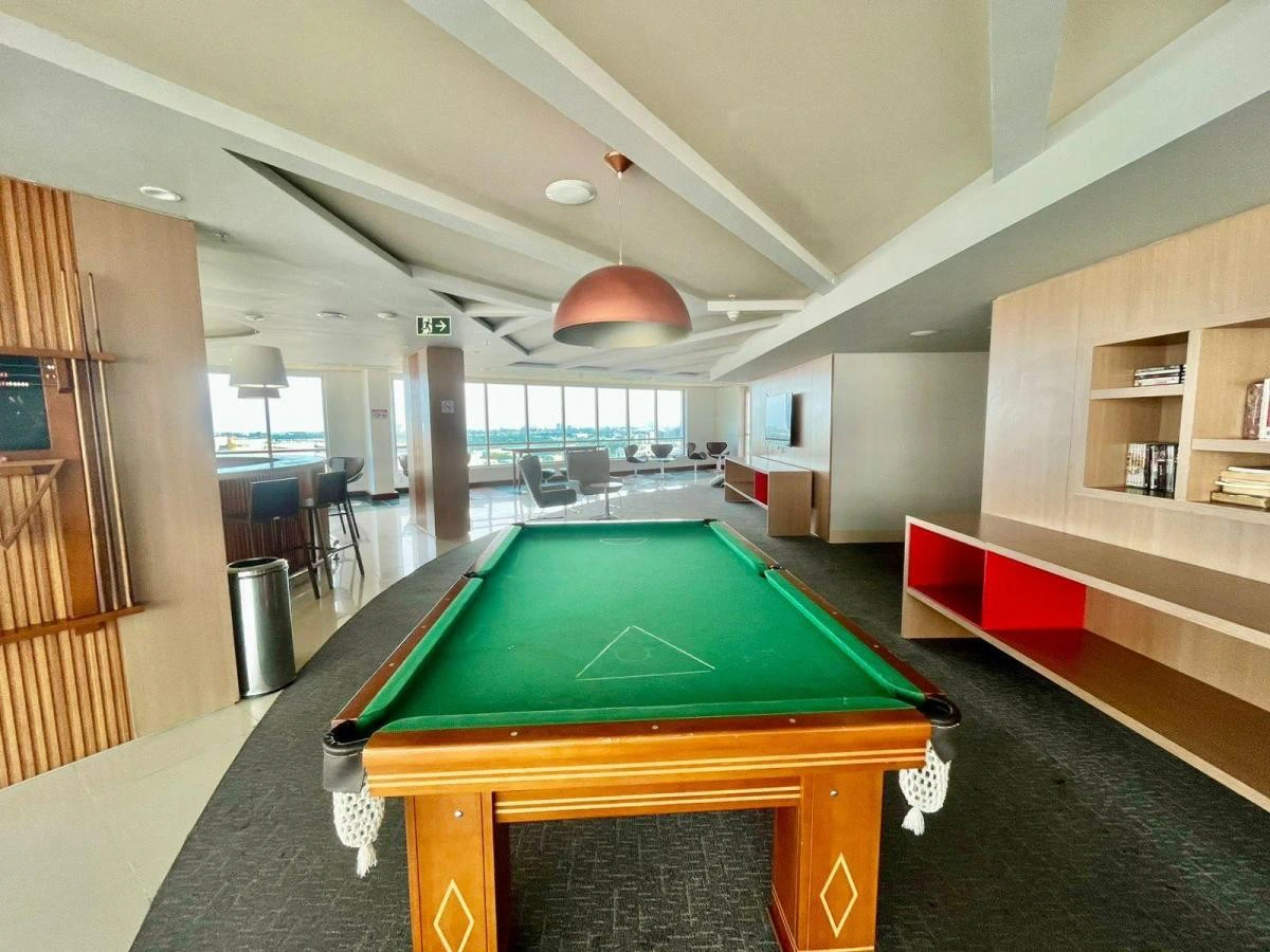 1-bedroom apartment with suite, balcony and 2 baths — photo 12
