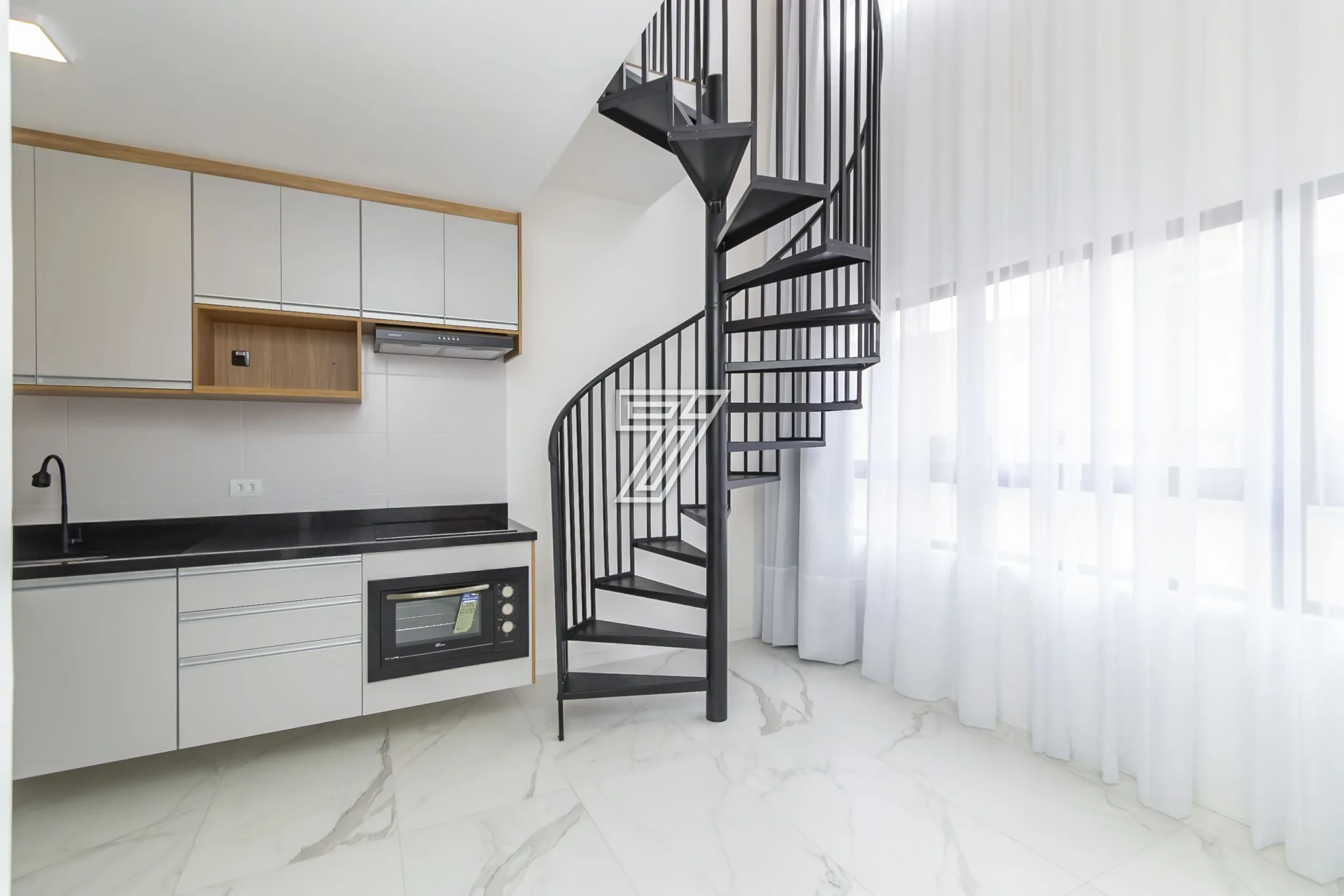 43 m² duplex loft with an open-plan kitchen — photo 6