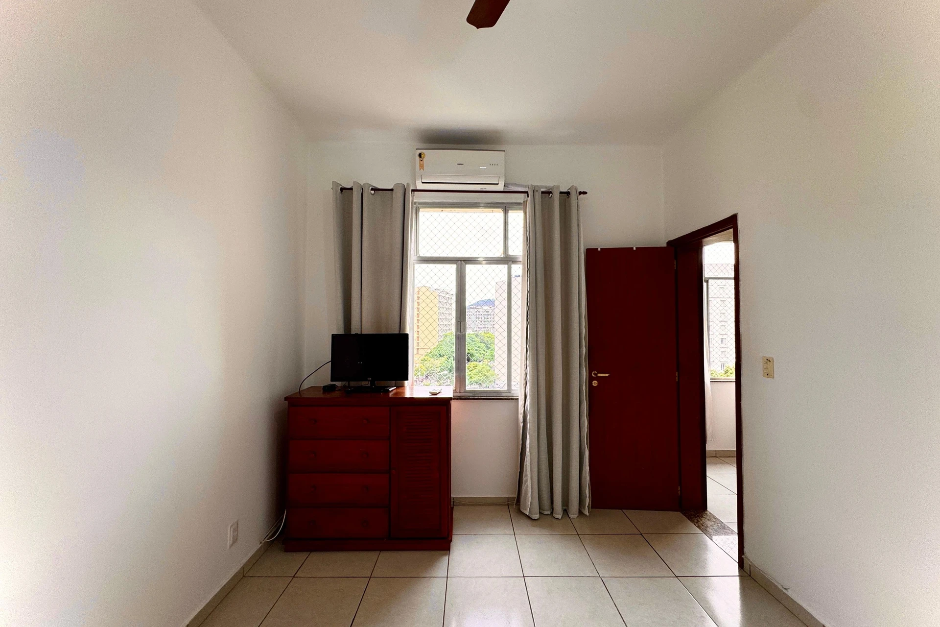 Furnished apartment, 60 m², with a washing machine — photo 6