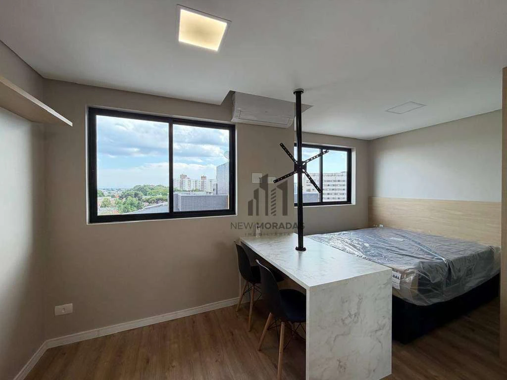 Furnished 23 m² studio with compact kitchenette — photo 4
