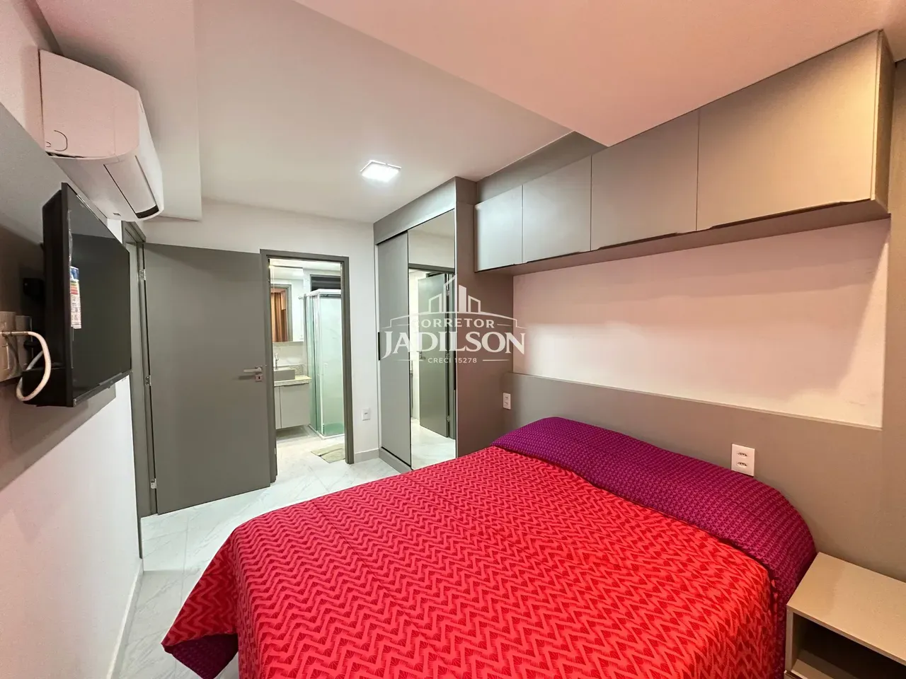 Ванна та 2 спальні: квартира 70 м² — photo 15