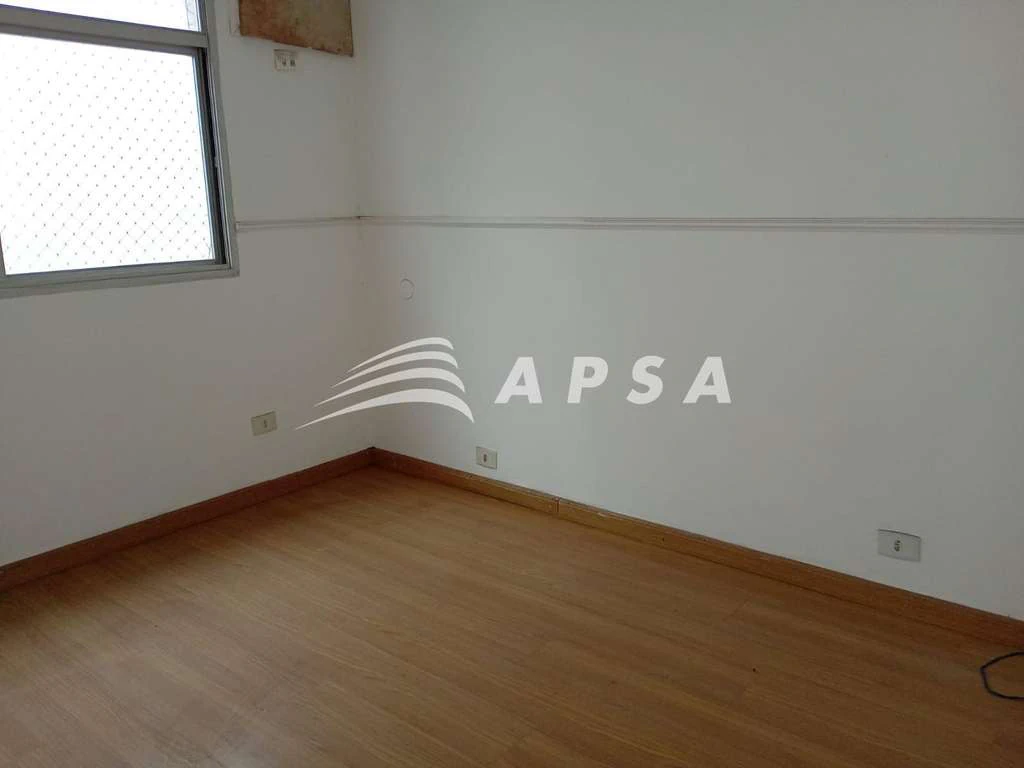 150 m² apartment with a separate closed kitchen — photo 3