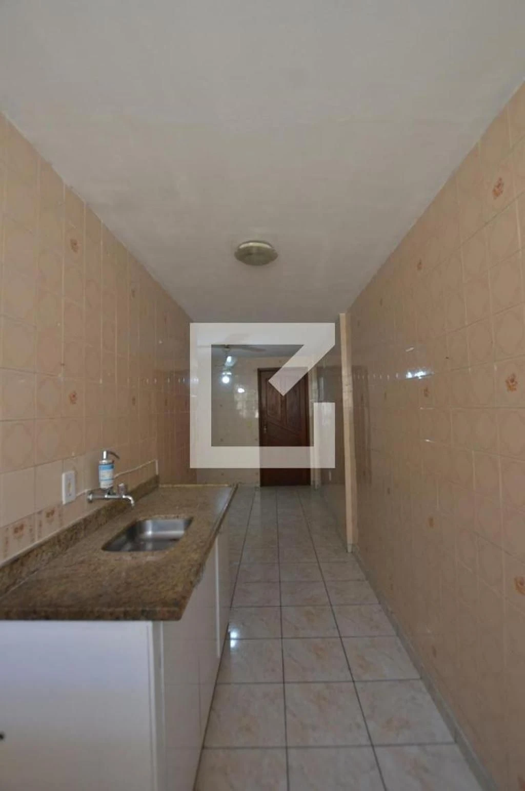 Apartamento sem mobília com cozinha separada e 2 quartos — photo 30