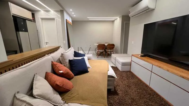 Furnished 2-bedroom apartment with 85 m² and 1 parking spot — photo 8