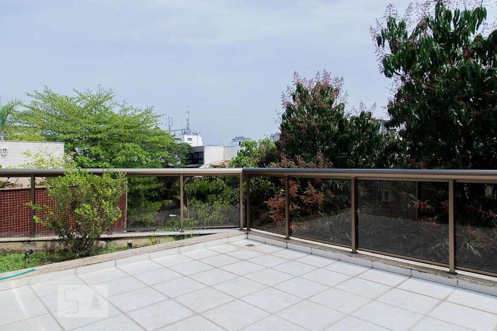 Penthouse with 350 m² and 3 en-suite bedrooms — photo 17