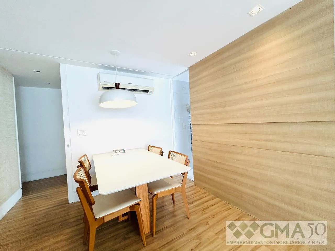 Apartment with open-plan gas kitchen and 2 bedrooms — photo 11